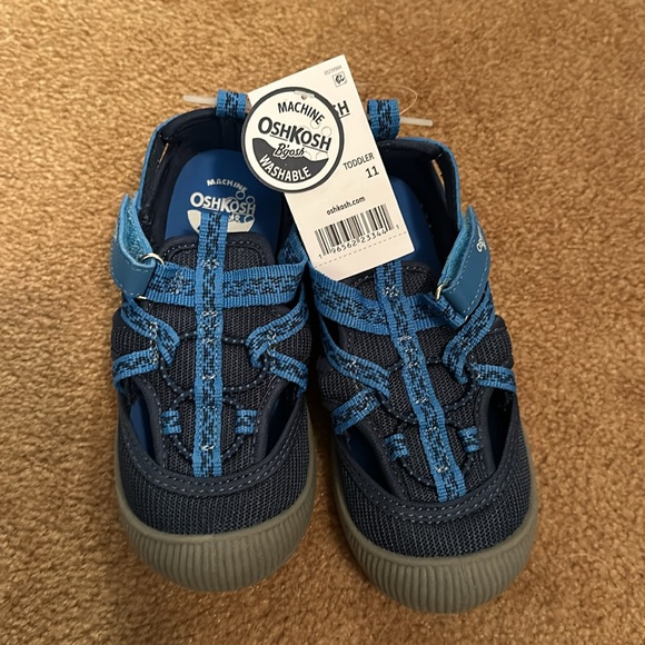 OshKosh toddler Boy's Everyplay Flexible Outsole Bump Toe Sandal - Picture 8 of 9